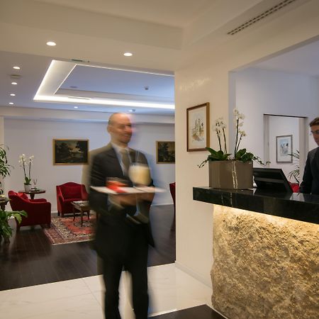 Hotel Degli Artisti Roma Esterno foto